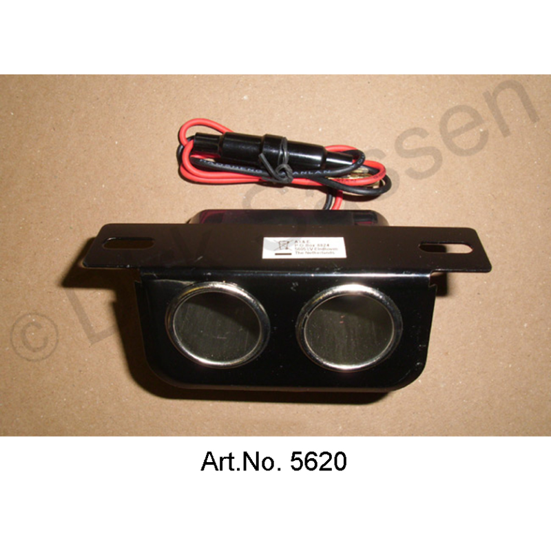 Socket, 12 volts, double, max. 10A, as an accessory
