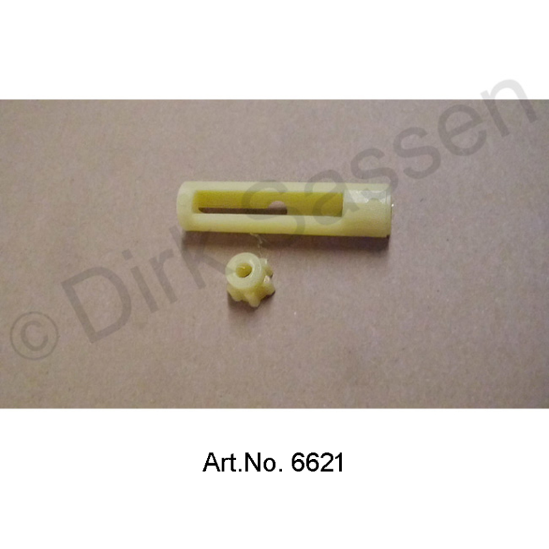 Sleeve with locknut, on the headlight linkage, for high-beam headlight cable