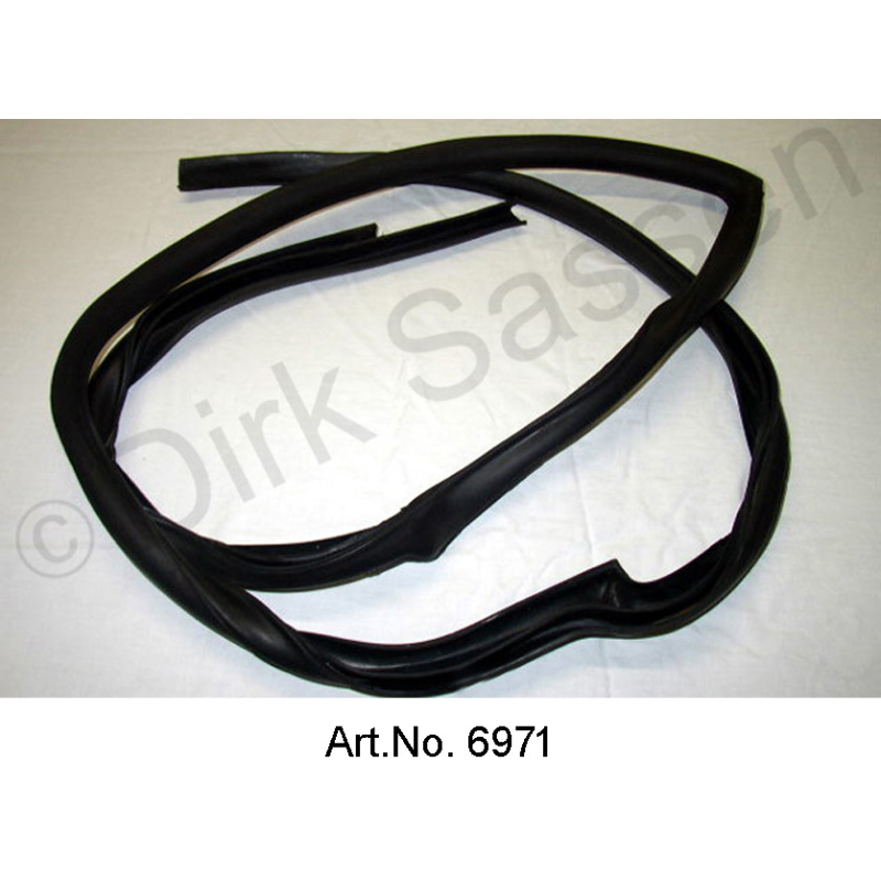 Door seal, rear, right, on the chassis, all-round, used