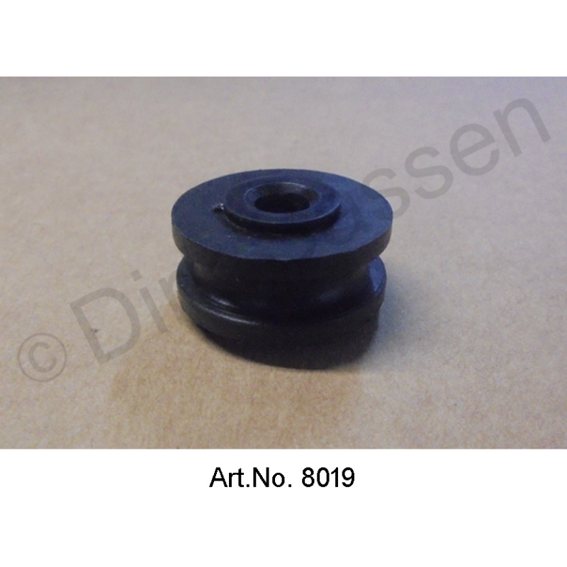 Rubber for throttle linkage, below, on the accelerator pedal