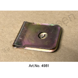 Tuerca de chapa para toma de aire, en el eje de aluminio, recién fabricada